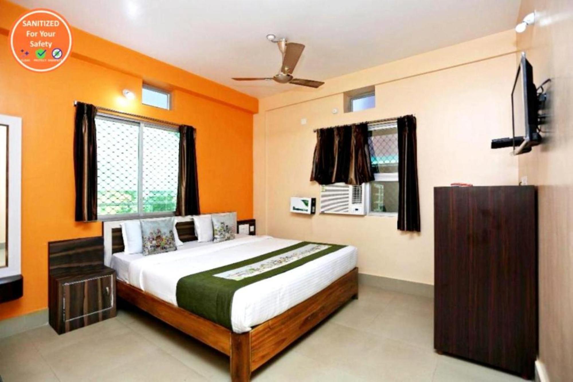 Hotel Krishna Residency Puri Near Sea Beach Best Choice Of Travellers By Morservices エクステリア 写真
