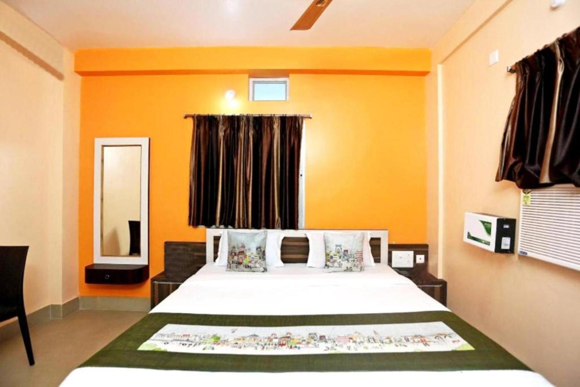 Hotel Krishna Residency Puri Near Sea Beach Best Choice Of Travellers By Morservices エクステリア 写真