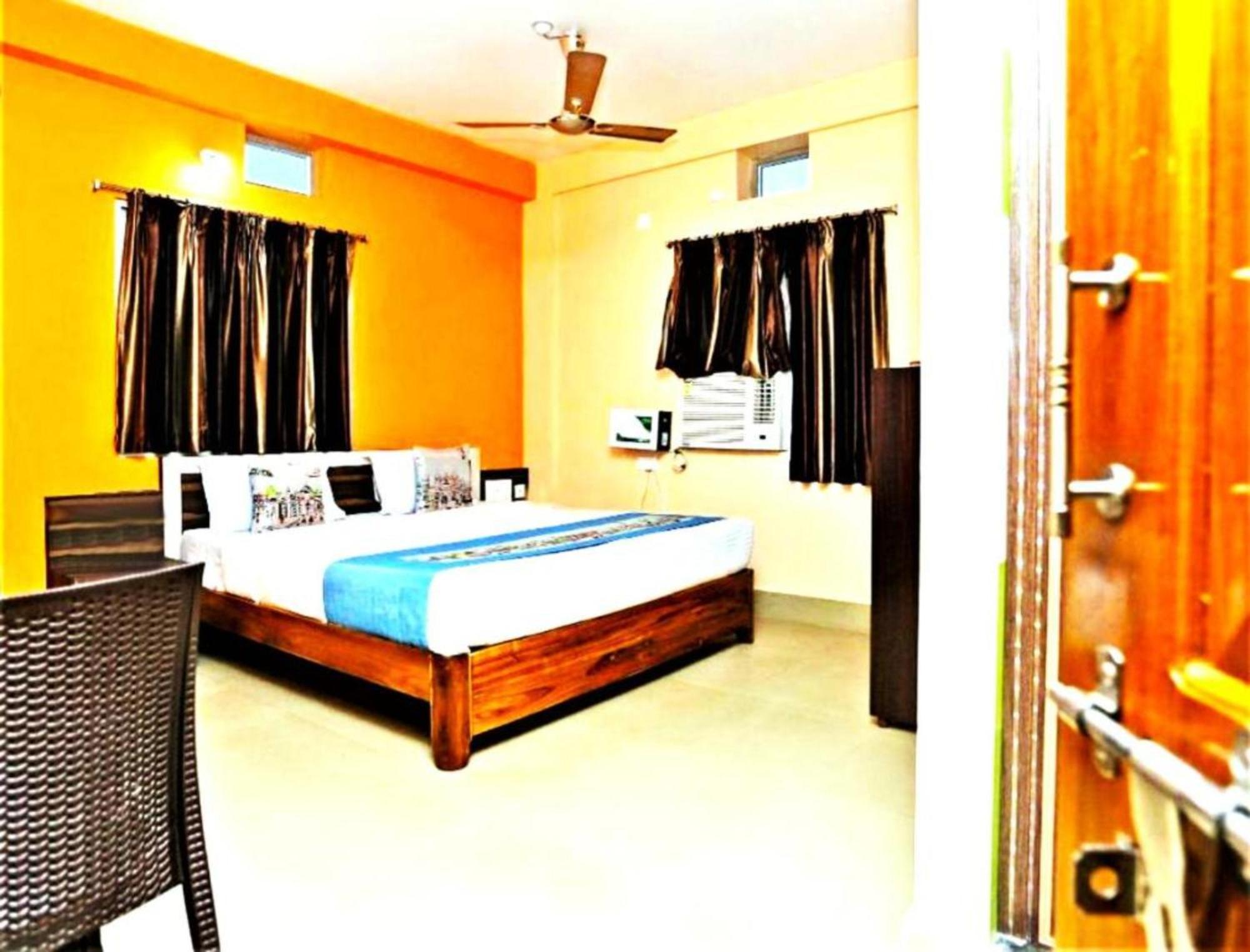 Hotel Krishna Residency Puri Near Sea Beach Best Choice Of Travellers By Morservices エクステリア 写真