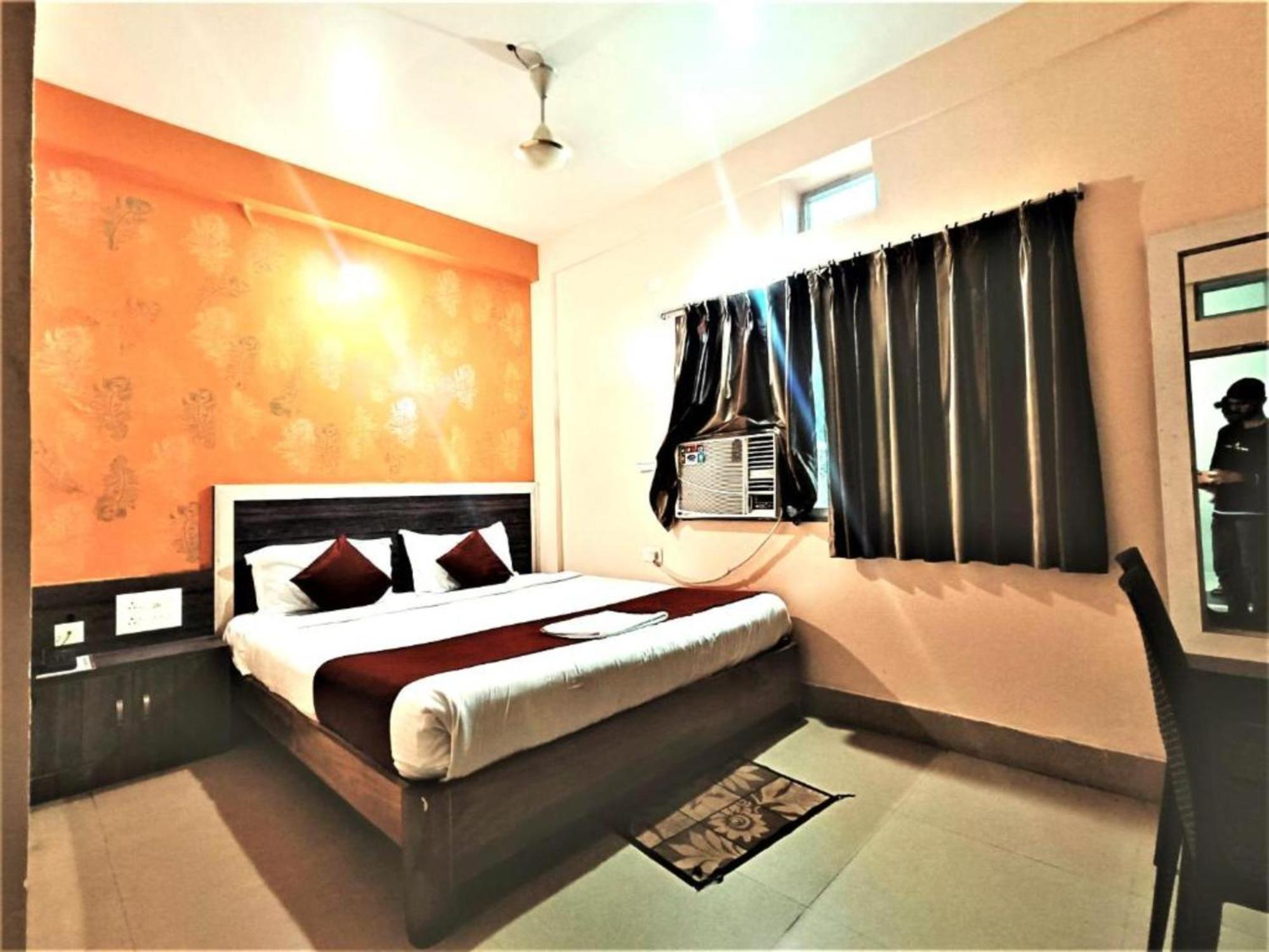Hotel Krishna Residency Puri Near Sea Beach Best Choice Of Travellers By Morservices エクステリア 写真