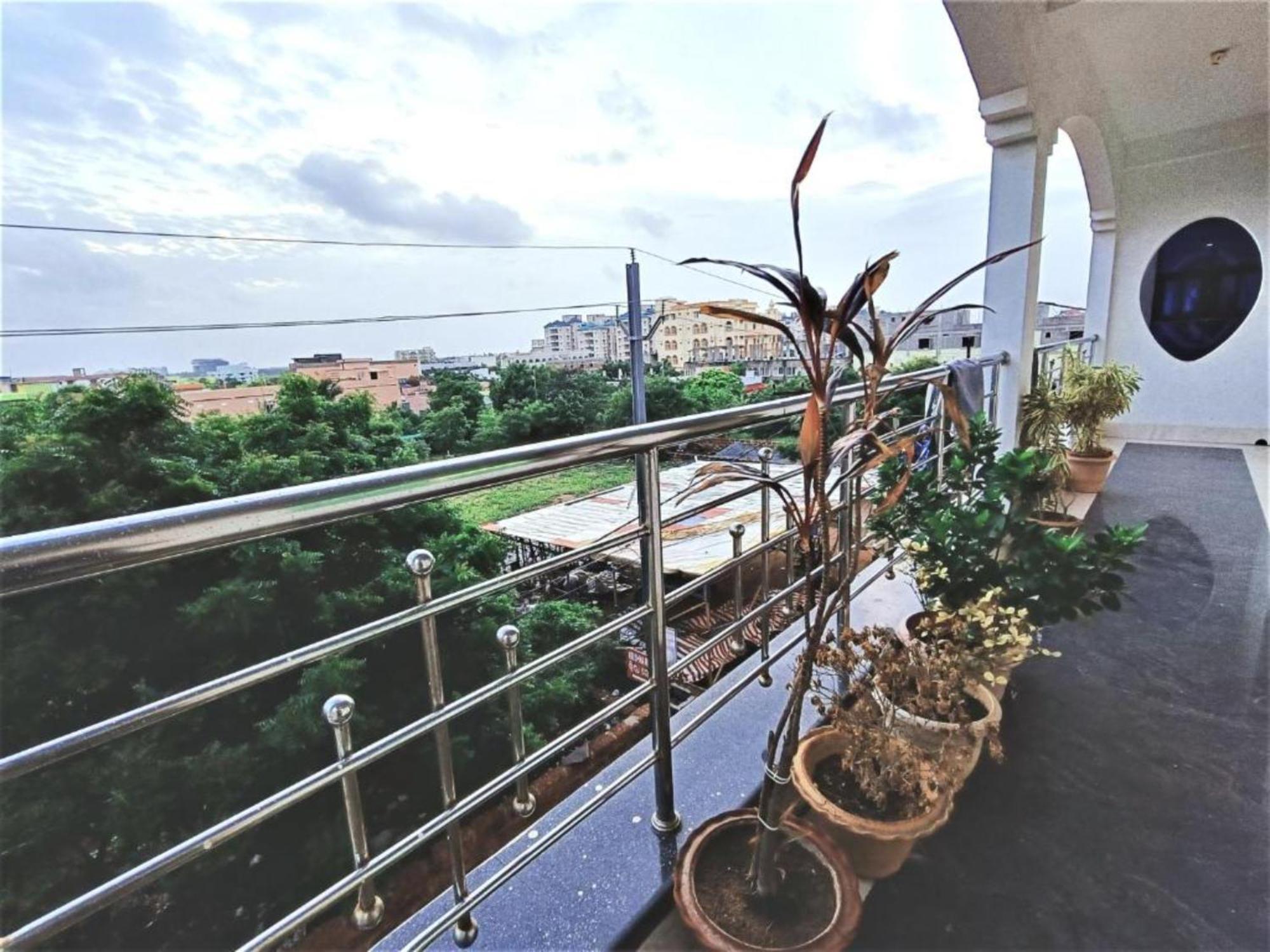 Hotel Krishna Residency Puri Near Sea Beach Best Choice Of Travellers By Morservices エクステリア 写真